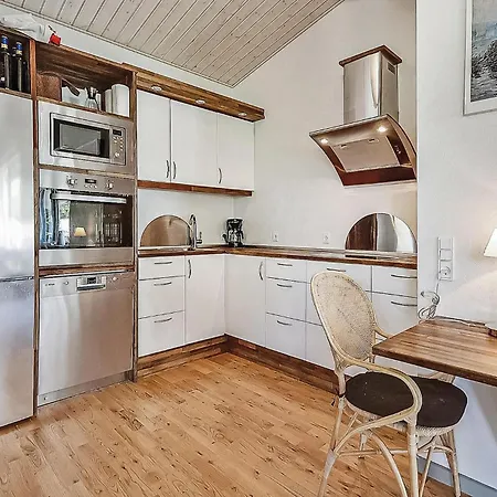 Feriehus Two-bedroom With A Fireplace 07 *