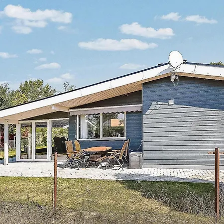 Holiday home 2 Bedroom Cozy In *